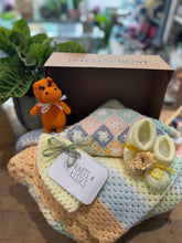Load image into Gallery viewer, Crochet Baby Bundle