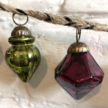 Load image into Gallery viewer, Noel Bauble Garland