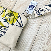 Load image into Gallery viewer, Medium Organic Cotton Pouch - Lime