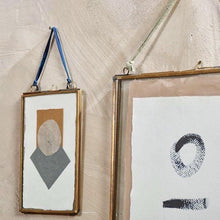 Load image into Gallery viewer, Kiko Antiqued Brass Frame - 4x6"