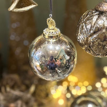 Load image into Gallery viewer, Christmas Theon Crown Top Bauble
