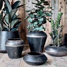 Load image into Gallery viewer, Mendo Reclaimed Iron Pot - Large
