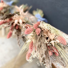 Load image into Gallery viewer, Dried Bouquet - Medium
