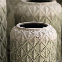 Load image into Gallery viewer, Maisa Ceramic Farmer Pot

