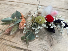 Load image into Gallery viewer, Wild &amp; Rust Dried Flower Button Hole
