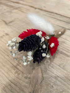 Wild & Rust Dried Flower Button Hole