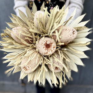Dried Bouquet - Protea