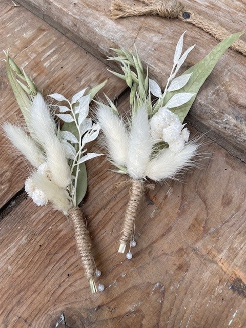 Bespoke Dried Flower and Wedding Arrangements