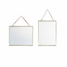 Load image into Gallery viewer, Kiko Antiqued Brass Frame - 4x6&quot;
